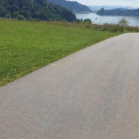 Gorski Horyzont - Nad Jeziorem Z Widokiem Na Tatry *